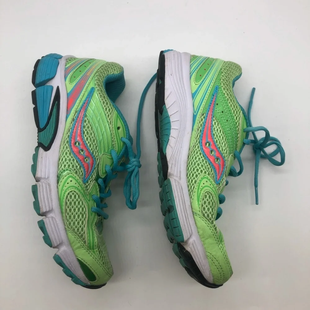 Saucony running shoe